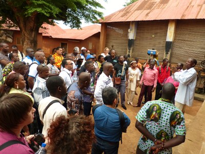 41. ... avec la visite au palais des anciens rois de Porto Novo...