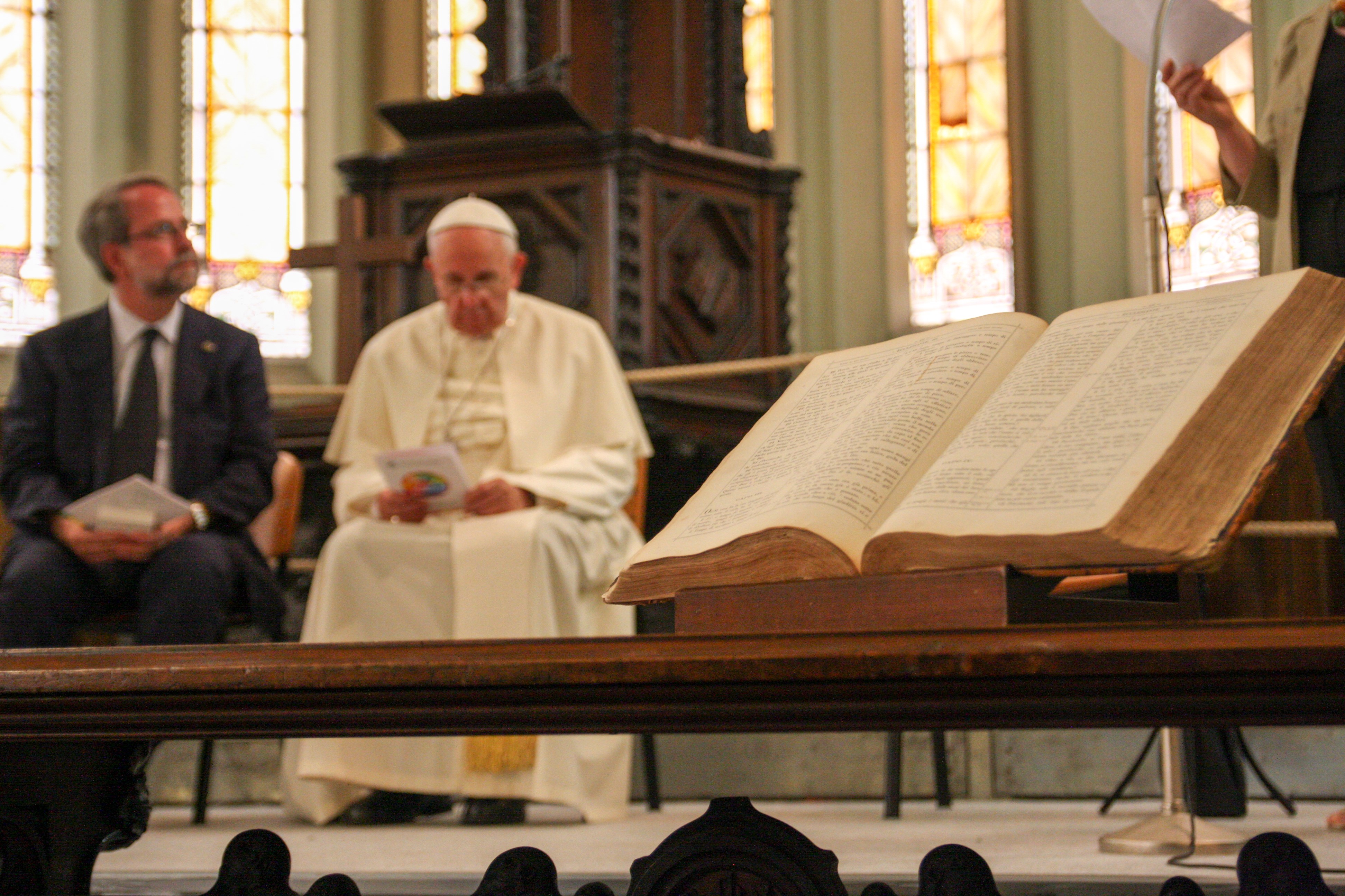 Visite du pape au temple vaudois de Turin (le 22 juin 2015) © Riforma/Pietro Romeo